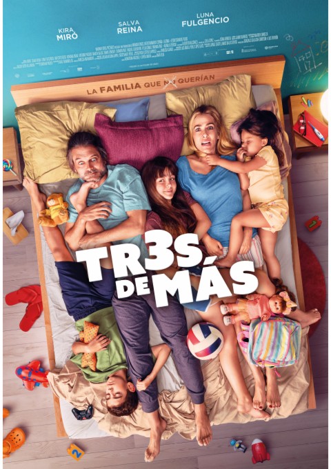 TRES DE MÁS